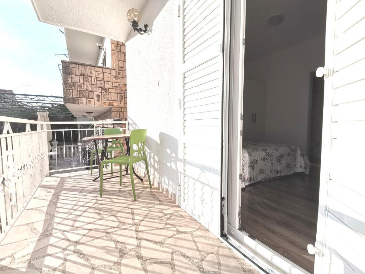 Top Studio 9 Makarska Rivijera Promajna Exterior photo
